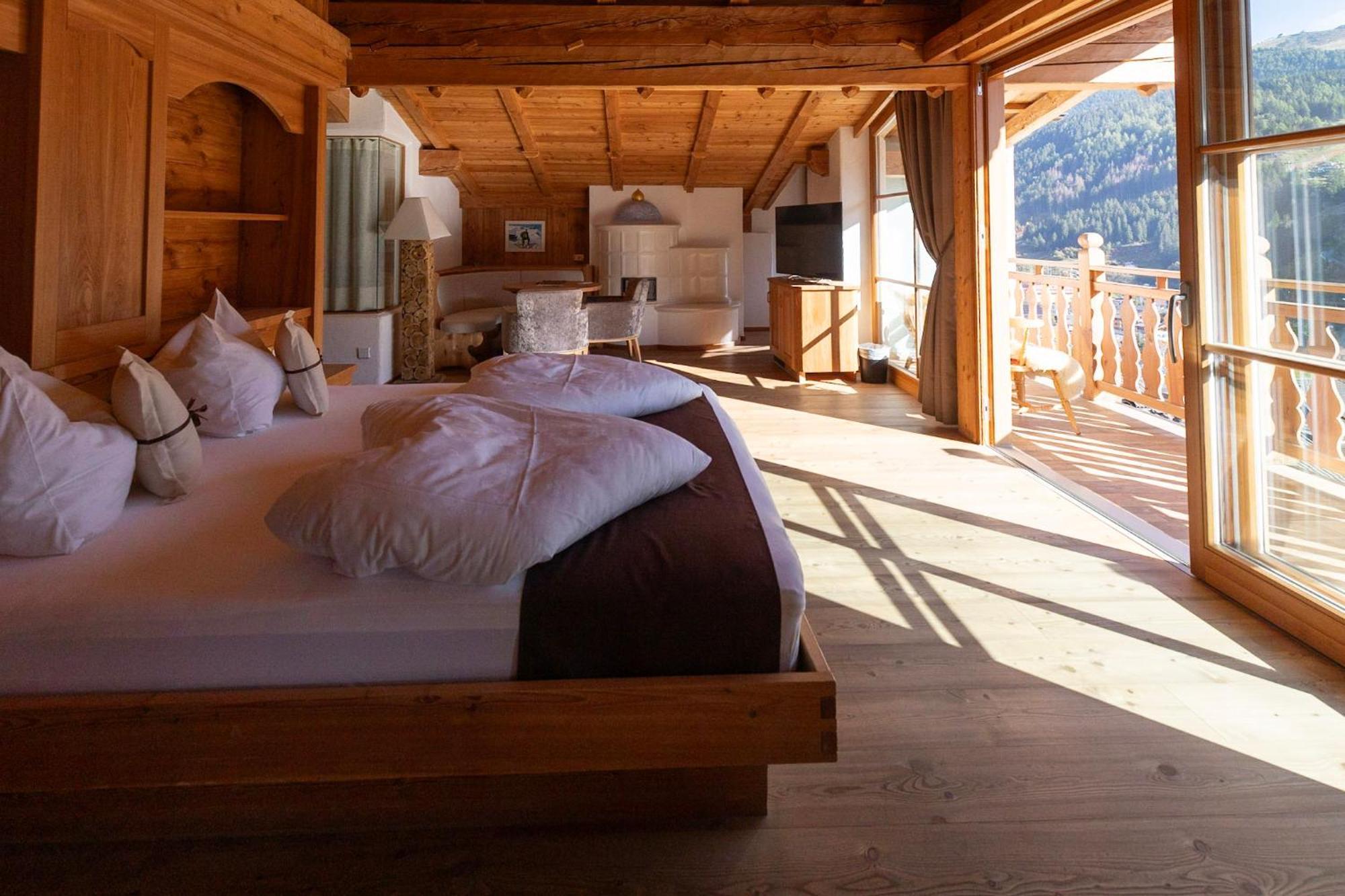Dorfhotel Beludei Santa Cristina Val Gardena Exterior photo