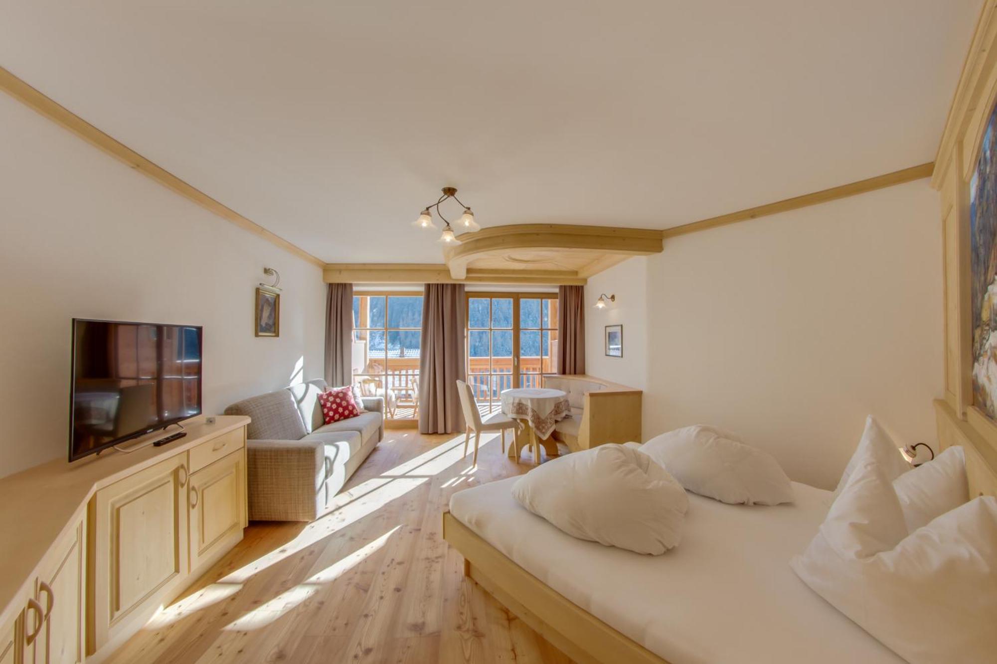 Dorfhotel Beludei Santa Cristina Val Gardena Room photo